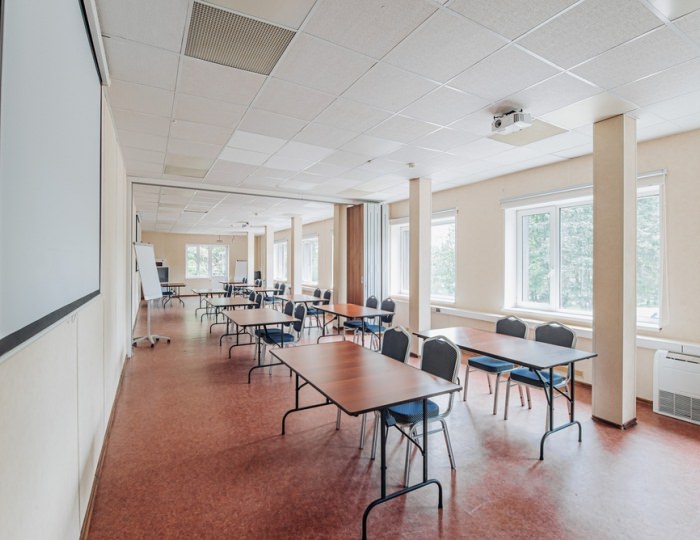 Малый конференц-зал «Трансформер» - Парк-отель Lesnoy / Лесной